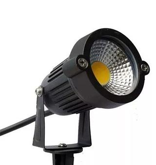 ESPETO DE JARDIM 7W BRANCO QUENTE